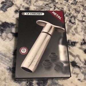 NIB Le Creuset Metal Screwpull